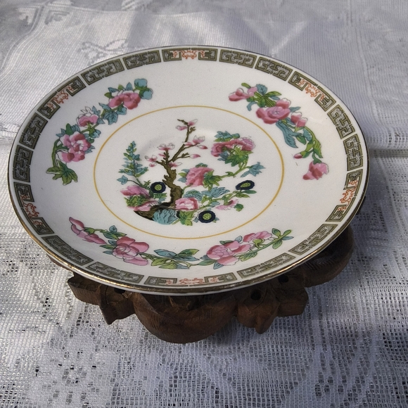 Porcelain Decorative Dessert Plate with Pink Floral Motif - Picture 3 of 12